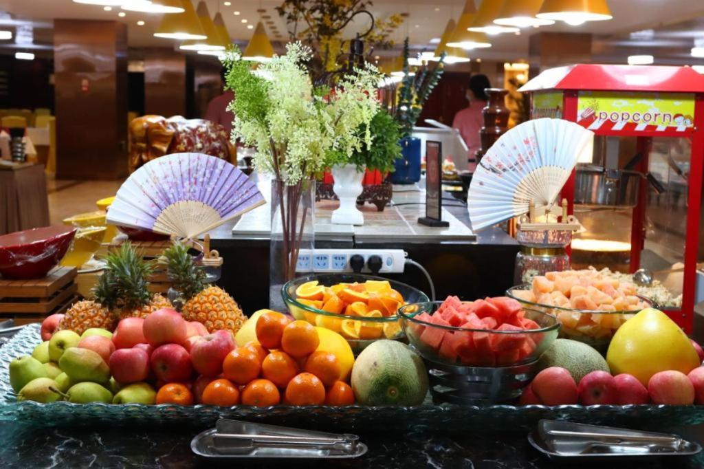 West International Trade Grand Hotel Pekin Zewnętrze zdjęcie